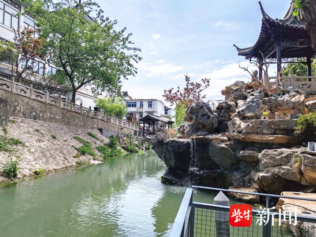 新建碼頭<strong></p>
<p>景觀工程
</strong>，提升景觀，打通步道，省城市更新首批試點(diǎn)項(xiàng)目揚(yáng)州小秦淮河二期工程進(jìn)展迅速:景觀工程
