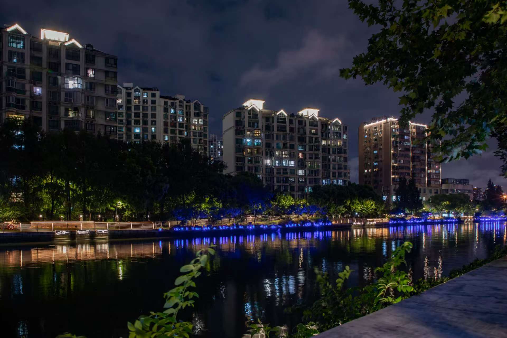 蘇州河普陀段景觀照明四期工程啟動(dòng)<strong></p>
<p>景觀工程
</strong>，蘇河夜景將迎璀璨收篇:景觀工程

