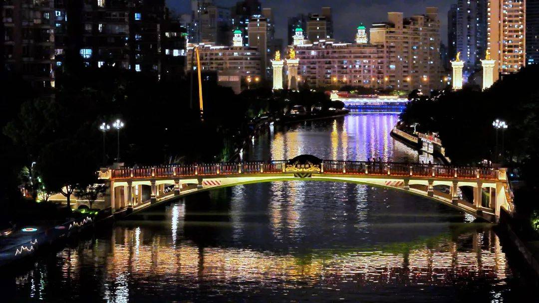蘇州河（普陀段）兩岸景觀照明四期工程開工<strong></p>
<p>景觀工程
</strong>，打造光影盛宴:景觀工程

